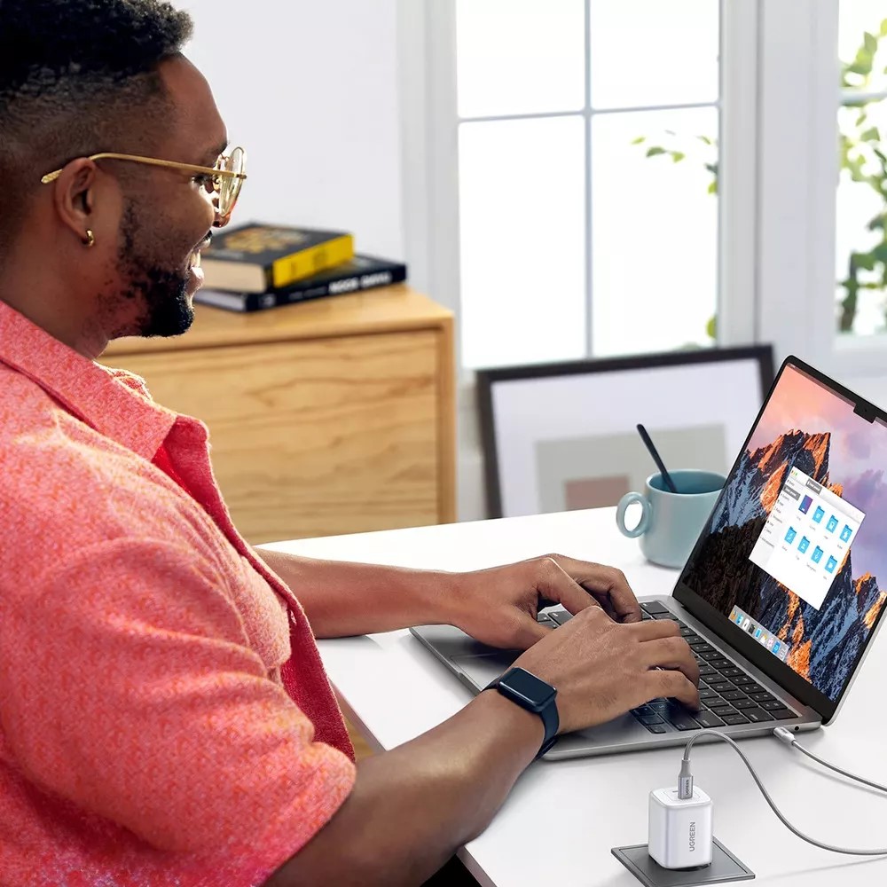 Зарядно устройство Ugreen CD294 220V 2xUSB-C, GaN, 45W, PD, NEXODE 15327 - бяло - Image 3