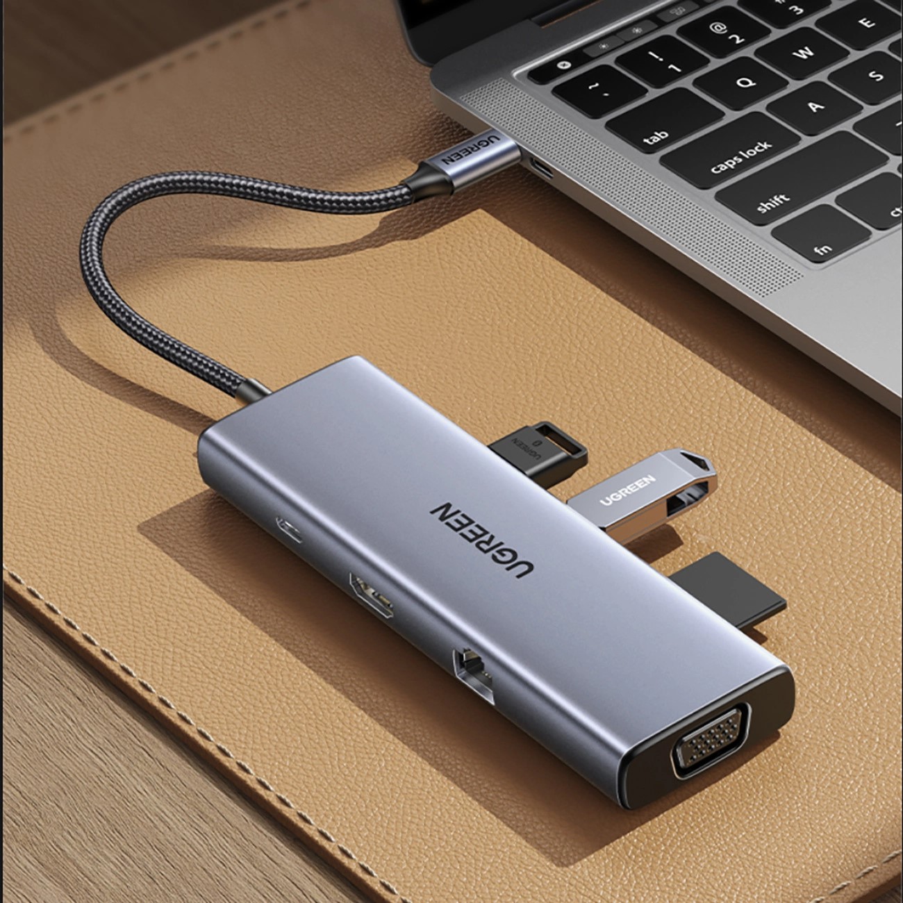 Мултифункционален USB хъб Ugreen CM498 15600 USB-C - 3x USB-A 3.0 / HDMI / VGA / RJ45 / SD / TF Card Reader / USB-C PD - сив - Image 2